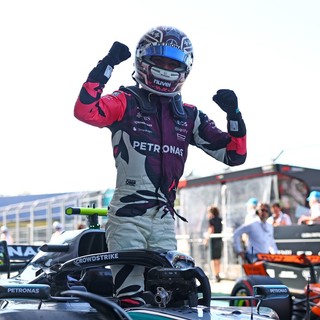 Copyright MercedesAMGF1 X Account
