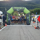 Baciato dal sole e dai panorami del Ceresio, il Porto-Brusino Trail regala spettacolo: successo per la grande gara transfrontaliera
