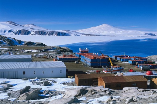 Collegamento con i ricercatori in Antartide per gli studenti del Crespi di via Toce