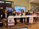 La presentazione di BA Book, con lo scrittore Alessandro Mari in videocollegamento. Da sinistra, Carla Trotti, Monica Giuffrida (vicedirettrice della biblioteca civica), Manuela Maffioli, Paolo Di Paolo e Anna Prandoni