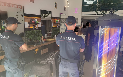 Controlli nei barber shop: irregolarità ovunque, multe per 82mila euro