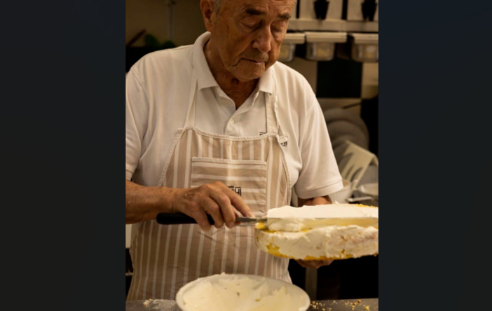 Addio a Giovanni Bianchi, il pasticciere simbolo della tradizione gallaratese Addio a Giovanni Bianchi, il pasticciere simbolo della tradizione gallaratese