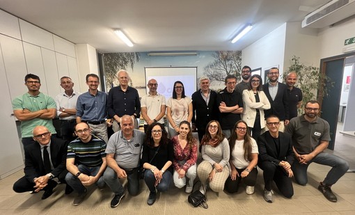 Sostenibilità ed efficienza energetica, le aziende della provincia di Varese in visita al depuratore di Caronno Pertusella