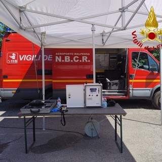 L'intervento degli specialisti dei vigli del fuoco a Castelseprio