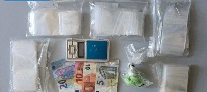 Spacciava cocaina, 47enne arrestato dalla Polizia di Gallarate Spacciava cocaina, 47enne arrestato dalla Polizia di Gallarate