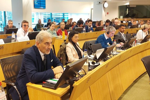 Sottosegretario Cattaneo a Comitato europeo delle regioni: tagli ai fondi di coesione indeboliscono Ue Sottosegretario Cattaneo a Comitato europeo delle regioni: tagli ai fondi di coesione indeboliscono Ue