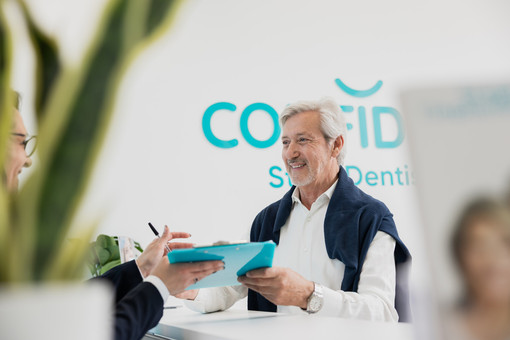 Confident, il dentista di quartiere: «La salute non va in vacanza»