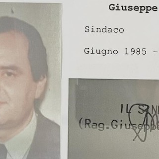 Giuseppe Bruschi in un'immagine pubblicata sulla pagina Facebook del sindaco Giuseppe Gabri