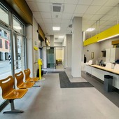 Riapre l’ufficio postale di Cairate completamente rinnovato