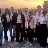 Gli staff di Erba Fina, Coaching Farm e Pasticceria Chiara hanno dato vita a "Coltivare cura" (servizio a cura di Laura Vignati) Gli staff di Erba Fina, Coaching Farm e Pasticceria Chiara hanno dato vita a "Coltivare cura" (servizio a cura di Laura Vignati)