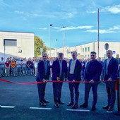 Taglio del nastro del nuovo stabilimento della Iwt Pharma di Casale Litta Taglio del nastro del nuovo stabilimento della Iwt Pharma di Casale Litta