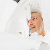 Impianti dentali: tecnologie avanzate, comfort e fiducia per tornare a sorridere