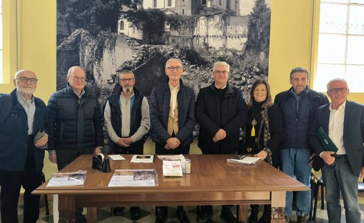 L’Edicola di San Carlo chiama a raccolta Busto Arsizio: un anno di cantiere per salvare storia e devozione L’Edicola di San Carlo chiama a raccolta Busto Arsizio: un anno di cantiere per salvare storia e devozione