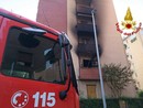 Il condominio di Cornaredo danneggiato dall'incendio Il condominio di Cornaredo danneggiato dall'incendio