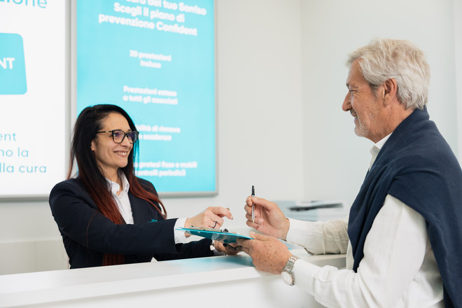 Prevenzione e continuità di cura: Confident è il dentista di fiducia per tutta la famiglia Prevenzione e continuità di cura: Confident è il dentista di fiducia per tutta la famiglia