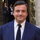 Carlo Calenda a Varese: il leader di Azione presenta il suo ultimo libro