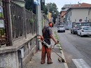 A Castellanza ripartono i lavori di diserbo di marciapiedi e strade