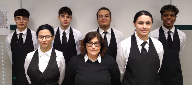 Gli studenti di Fondazione Enaip Lombardia alla cerimonia inaugurale delle XXV Olimpiadi Invernali Milano Cortina 2026 Gli studenti di Fondazione Enaip Lombardia alla cerimonia inaugurale delle XXV Olimpiadi Invernali Milano Cortina 2026