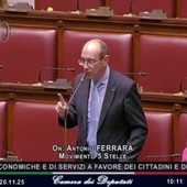 Ddl Semplificazione, Ferrara (M5S): «Una legge che non aiuta i cittadini ma libera il potere dai controlli» Ddl Semplificazione, Ferrara (M5S): «Una legge che non aiuta i cittadini ma libera il potere dai controlli»