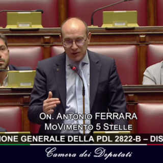 D.G. Legge elettorale, Ferrara: «Chi di spada ferisce, di spada perisce. Oggi la maggioranza cambia le regole, domani potrebbe subirle»