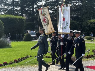 Alcune immagini della cerimonia dei 252 anni di fondazione della Guardia di Finanza che si è svolta sabato mattina ai Giardini Estensi di Varese