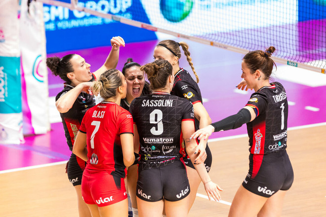 Roma-Futura 3-2 (credit foto Roma Volley)