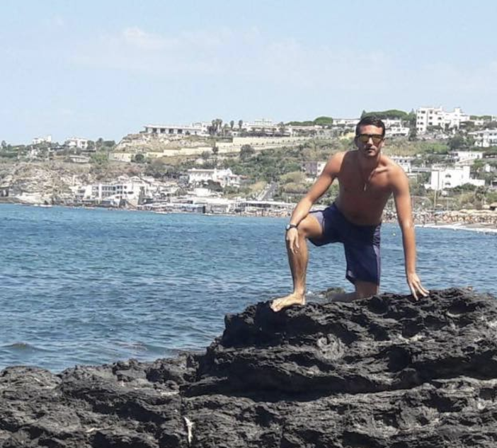 Il sogno del mare spezzato alle Maldive: Omegna piange Federico Gualtieri