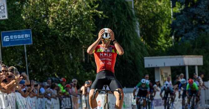 Paolo Favero in trionfo a Solbiate Arno: è sua l’edizione numero 29 del Gran Premio dell’Arno
