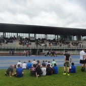 Galilei e Parini scuole sportive. In più di trecento alla pista di atletica di Sacconago