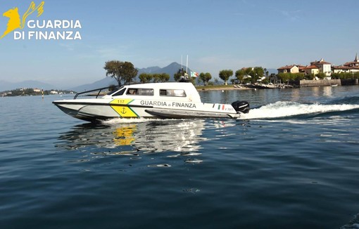 Guardia di Finanza in azione sul Lago Maggiore