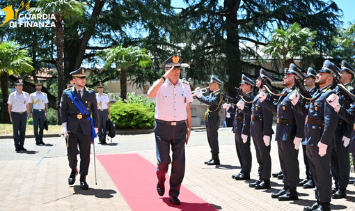 La visita del generale Andrea De Gennaro al comando provinciale della Guardia di Finanza di Varese