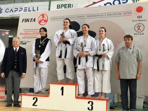 Trofeo delle Regioni Fikta, oro e argento per Petra Grasselli