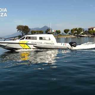 Guardia di Finanza in azione sul Lago Maggiore