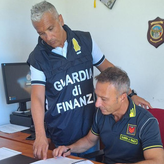 Frode col Superbonus 110%: nei guai una società di Lomazzo del settore edile. Sequestrati quasi 28 milioni di euro Frode col Superbonus 110%: nei guai una società di Lomazzo del settore edile. Sequestrati quasi 28 milioni di euro