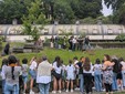 La cerimonia di piantumazione dell'ulivo in memoria di Daniele alla scuola di Gazzada Schianno