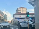 Incrocio tra viale Pirandello e via Milazzo, ennesimo incidente e auto contro un muro
