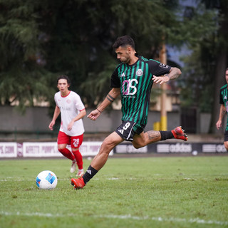 Il rigore di Roberto Colombo (foto: Samuele Lucchi)