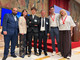 La delegazione che ha accompagnato la premiazione di Oliver, il terzo da sinistra
