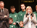 Foto: nella foto il Sindaco Mirella Cerini assieme al Presidente della Castellanzese 1921 Alberto Affetti in occasione della &quot;Neroverde Christmas Show&quot; del dicembre 2023