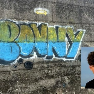 Domani a Luino l'ultimo abbraccio a Lorenzo "Bonny": «Viviamo la nostra vita in pienezza anche per chi non c'è più» Domani a Luino l'ultimo abbraccio a Lorenzo "Bonny": «Viviamo la nostra vita in pienezza anche per chi non c'è più»
