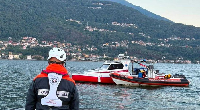 Le operazioni di ricerca sul lago di Como del turista inglese disperso da lunedì scorso Le operazioni di ricerca sul lago di Como del turista inglese disperso da lunedì scorso