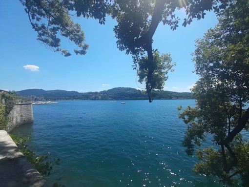Uno scorcio del Lago Maggiore da Laveno
