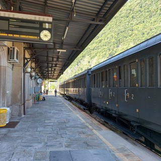 Tornano le gite di Trenord con i treni storici: domenica 12 corsa da Cadorna a Laveno