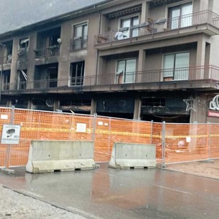 Riaperta la Sp32 a Laveno dopo l'incendio di fine novembre