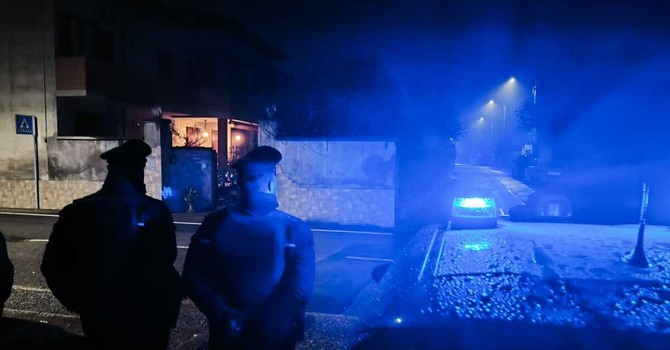 Lonate sotto i riflettori nazionali: il paese si stringe attorno alla famiglia di Jonathan. «Non possiamo vivere nel timore costante di rientrare a casa»