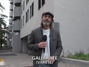 VIDEO. Striscia la Notizia a Gallarate nel palazzo verso lo sgombero