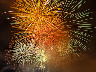 Lo spettacolo dei fuochi d'artificio sul lago sarà il clou del Ferragosto Lavenese