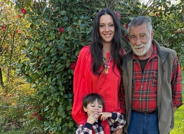 Erika Gasparini con il padre Enrico e il piccolo Carlo
