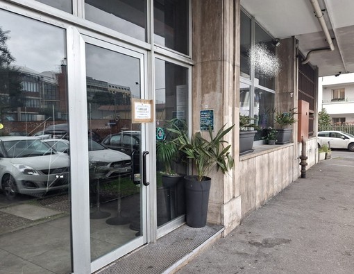 Droga e alcol a minorenni: il questore intima la chiusura a un bar di Busto