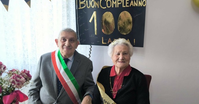 Laura Gallo insieme all'assessore Mario Cislaghi